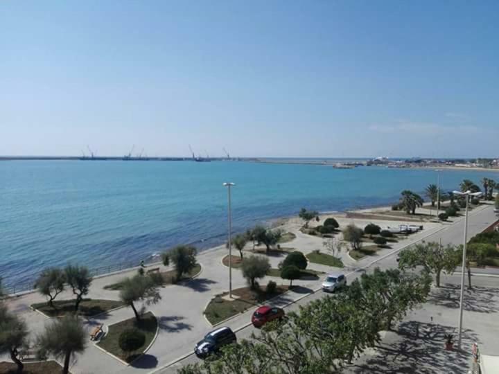Villa A Pozzallo Vicino Al Mare Exterior foto