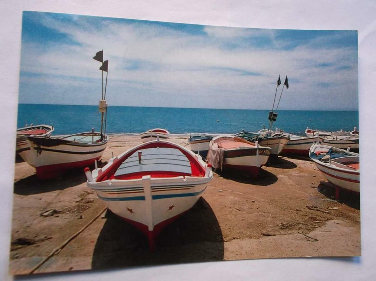 Villa A Pozzallo Vicino Al Mare Exterior foto